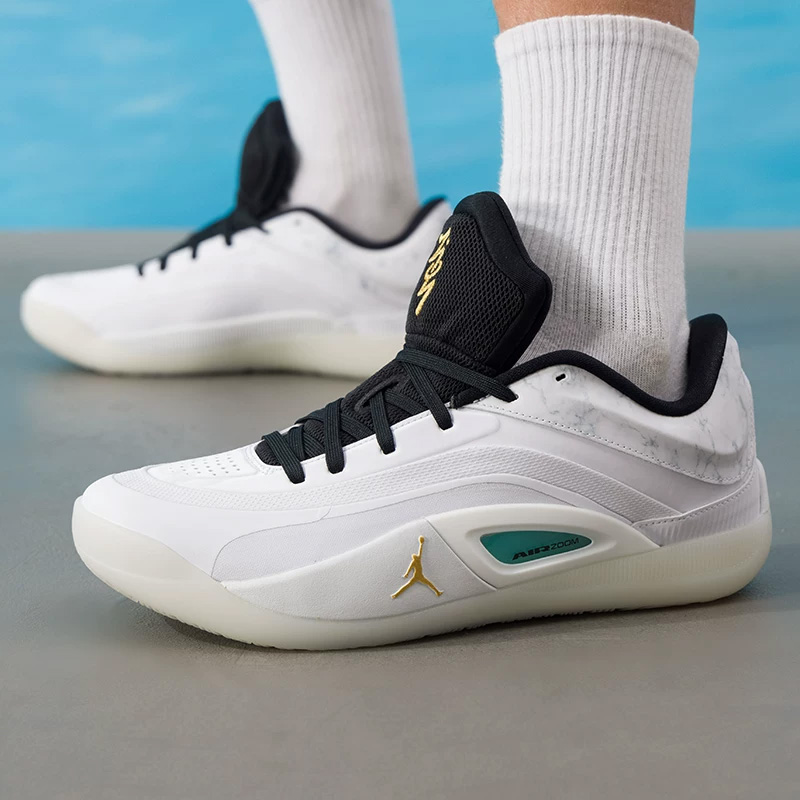 Nike Men's New Model JORDAN ZI - огляд і ціна Men Shoes Jordan 4